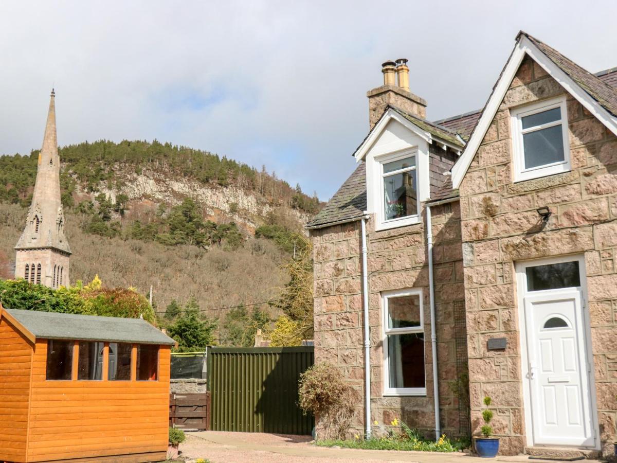 Gairnlea Cottage Ballater Exterior photo